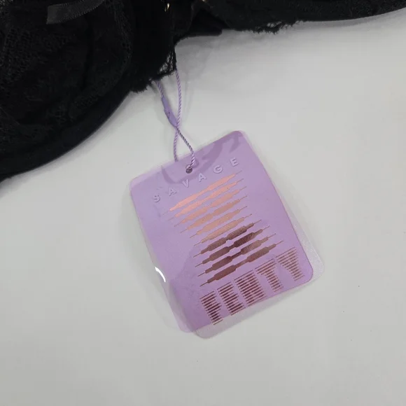 NWT Savage Fenty black lace bra - Picture 6 of 12